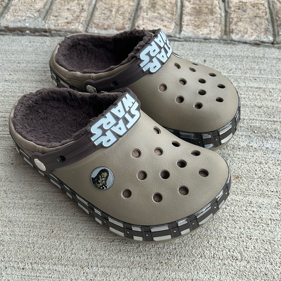 CROCS Other - Star Wars Chewbacca Crocs Kids Youth Size J 1